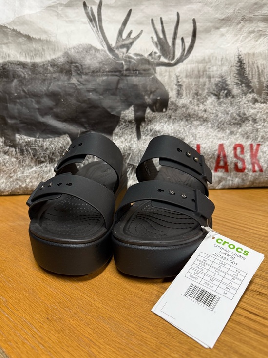 CROCS Shoes - CROCS Brooklyn Buckle Black LiteRide Platform Sandals